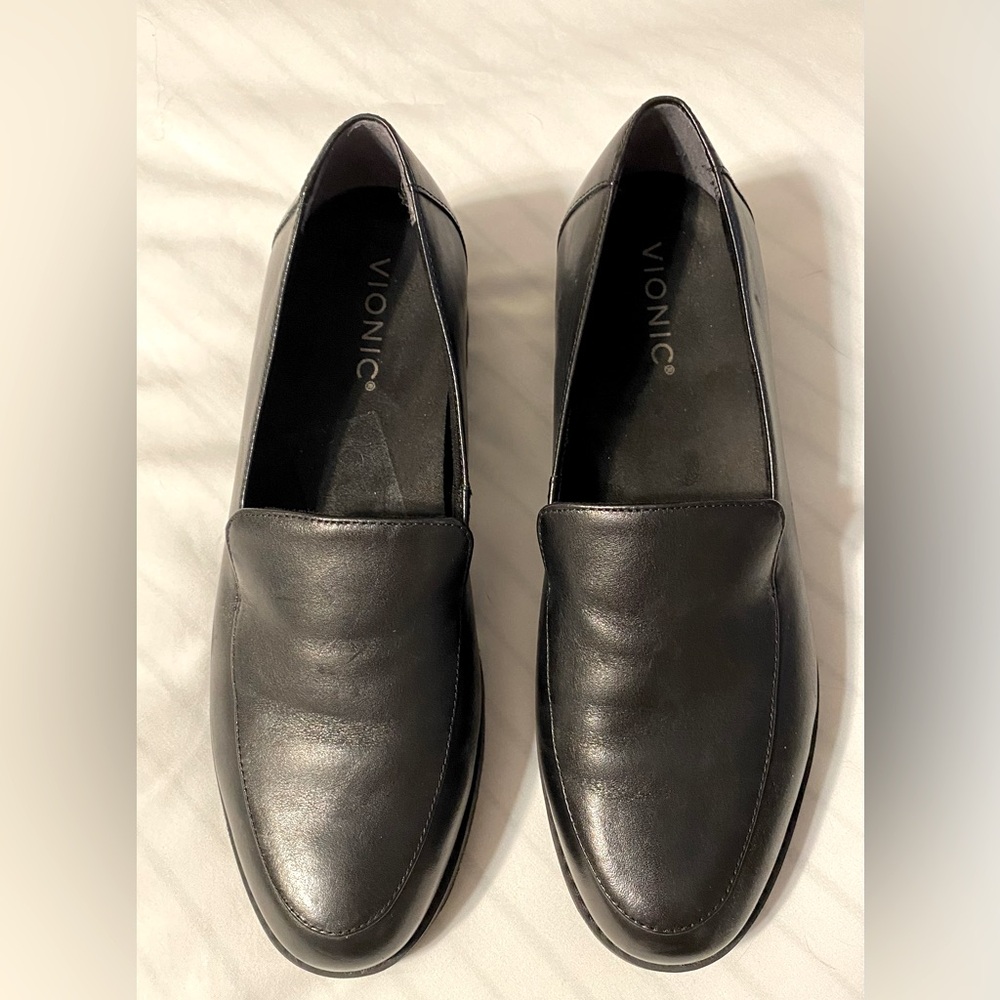 Women’s Vionic Kensley Loafers